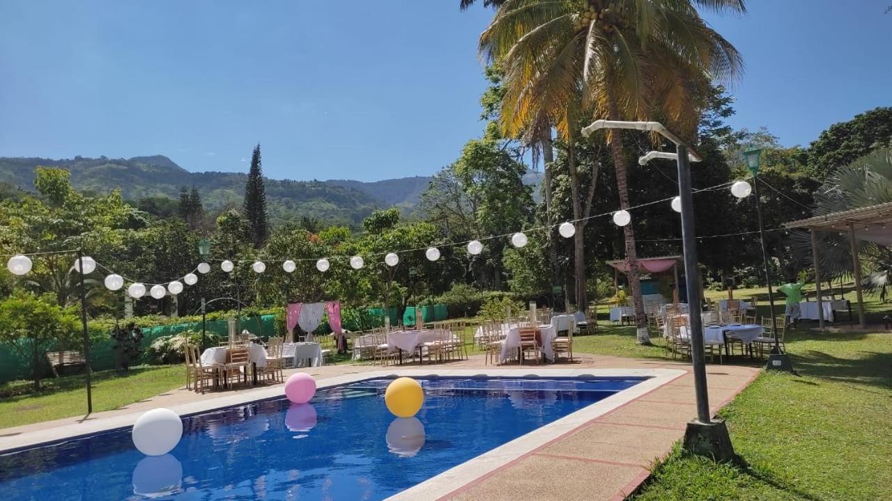 Hotel Playa By Marbar Hoteles Villeta Exterior photo